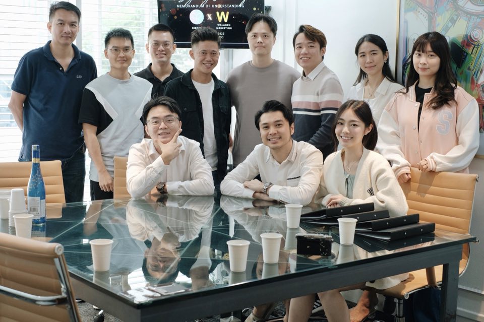 Ribbon 团队在社区聚会上的大合照